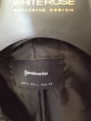 Abrigo Stradivarius gris talla S