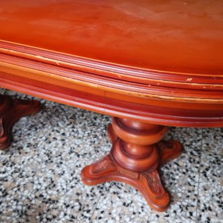Mesa de comedor de madera maciza
