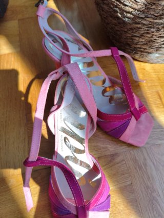 Sandalias con tacón