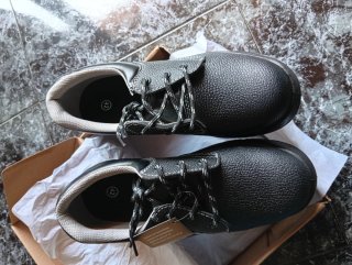 Botas de seguridad OBMT Talla 42