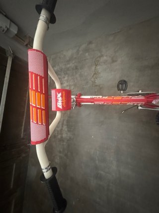 Bicicleta BMX California BH Roja