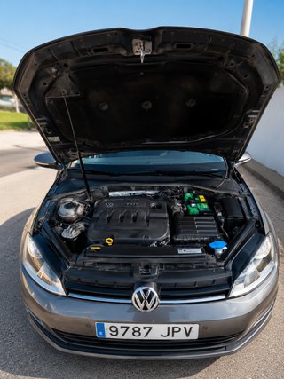 Volkswagen Golf 2016 con remolque