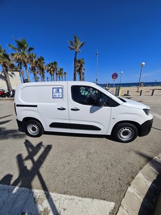 Peugeot Partner Premium Standard 600kg BlueHDi 73kW