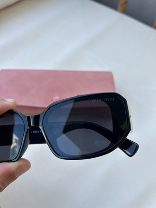 Gafas de Sol Miu Miu Negras