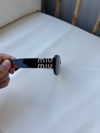 Gafas de Sol Miu Miu Negras