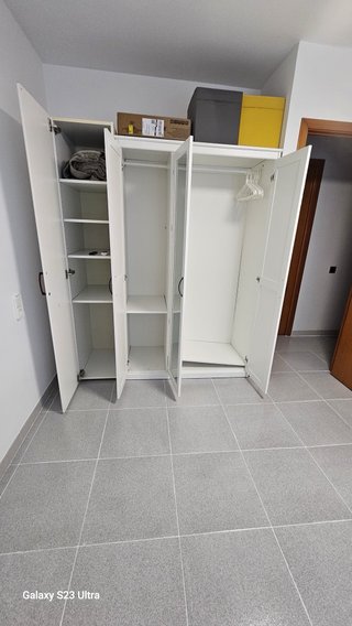 2 Armarios Ikea + Cubo Almacenaje (Negociable)