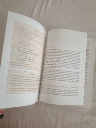 Reciclado y tratamiento de residuos UNED