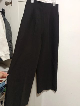 Pantalón ZARA negro