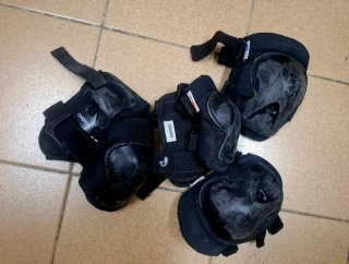 Conjunto Patines y Protecciones. Talla 30-32