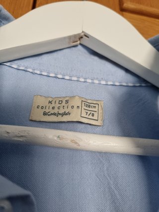 Camisa azul de manga larga