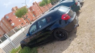 BMW Serie 1 2008 stage 1