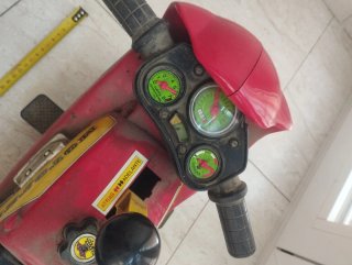 Moto Feber Campeonísima Roja