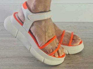 Sandalias Plataforma Blancas y Naranja