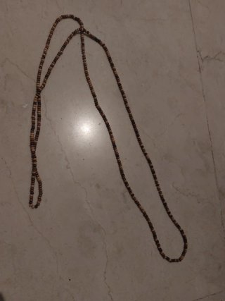 Collar largo de madera