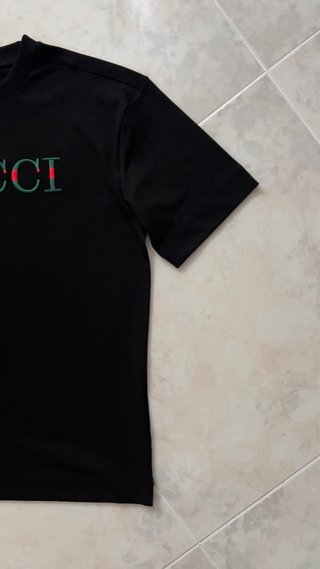 Camiseta Gucci Negra Logo Bordado Original