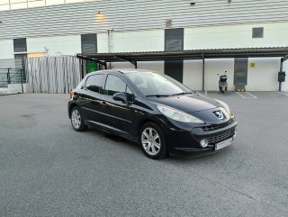 Peugeot 207 2010