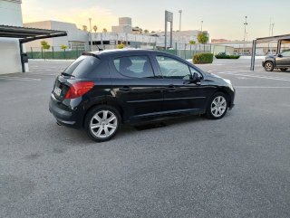 Peugeot 207 2010