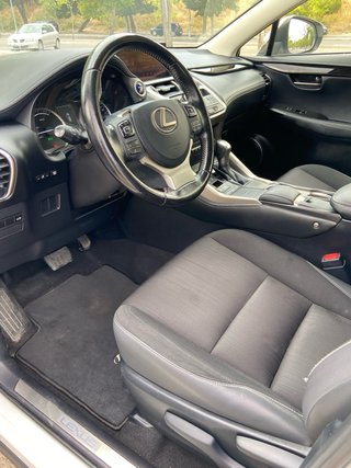 Lexus NX 2019