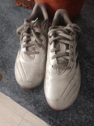 Zapatillas Nike Fútbol Usadas una semana.azul clar