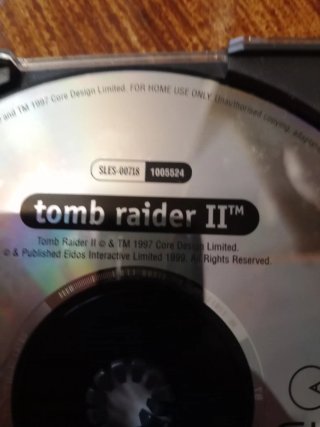 PlayStation Tomb Raider II edición limitada