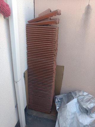 Teja de cerámica para tejado