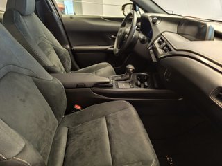Lexus UX250H BUSINESS 2022 REF 9862