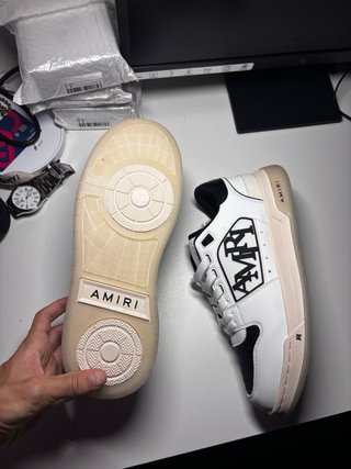 Zapatillas Amiri Blancas y Negras