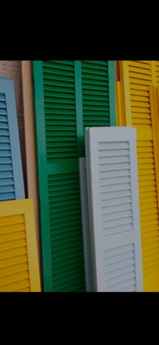 Restauraciones de Persianas mallorquinas de colore