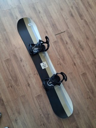 Tabla Snowboard 158 ride con Fijaciones