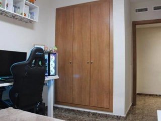 Vendo piso con terraza, garaje, trastero, paellero