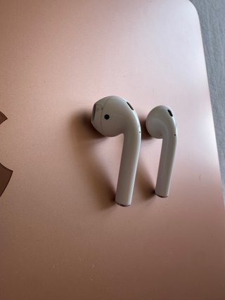 AirPods 2