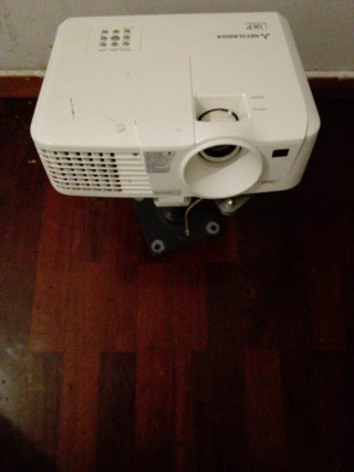 Proyector Mitsubishi Blanco