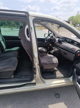 Peugeot 807 2004