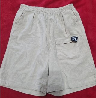 Bermudas negras y beige