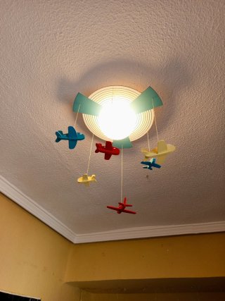 Lámpara infantil aviones. OFERTAAAAAAAA
