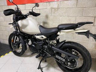 Royal Enfield Himalayan 452 2025, 4.000kms