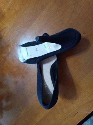 Zapatos de tacón Marypaz negros