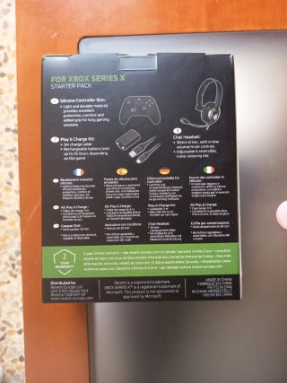Pack Xbox Series X: Auriculares y cargador