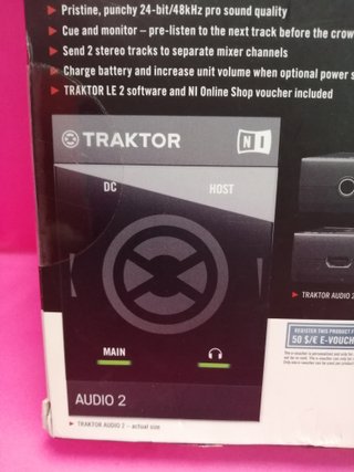 TRAKTOR AUDIO 2 Tarjeta Sonido DJ