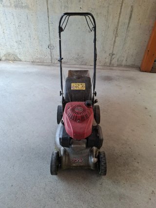 Cortacésped Honda con bolsa