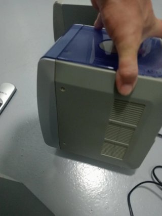 Mini cadena Bluesky con altavoces y mando