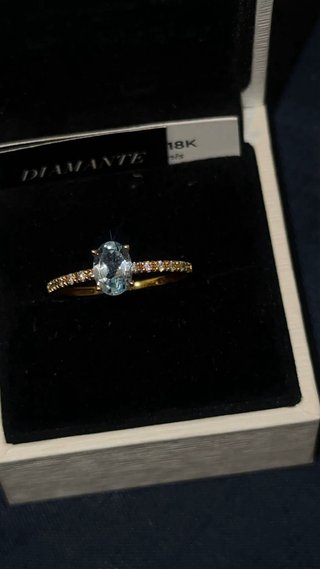 Anillo Oro 18k Diamantes y Topacio Azul Cielo