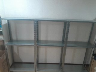 Estanterías metálicas modulares