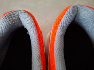 Zapatillas Asics Running Naranja y Blanco