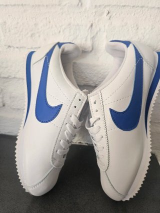 Nike Cortez Blancas y Azules