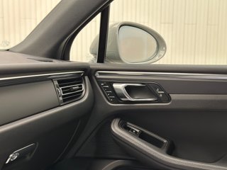 Porsche Macan 2024