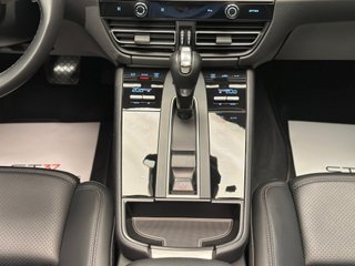 Porsche Macan 2024