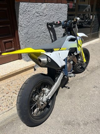 Husqvarna FS 450 Supermotard 2024