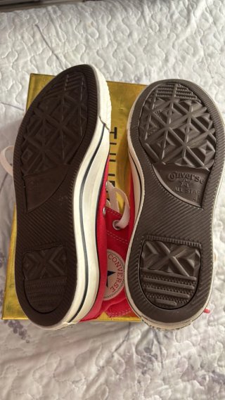 Converse rojas 37