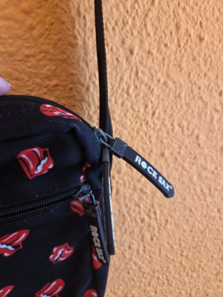 Bandolera Rock Sax Estampado Labios